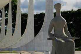 STF cria súmula vinculante que proíbe aguardar vaga em regime mais grave